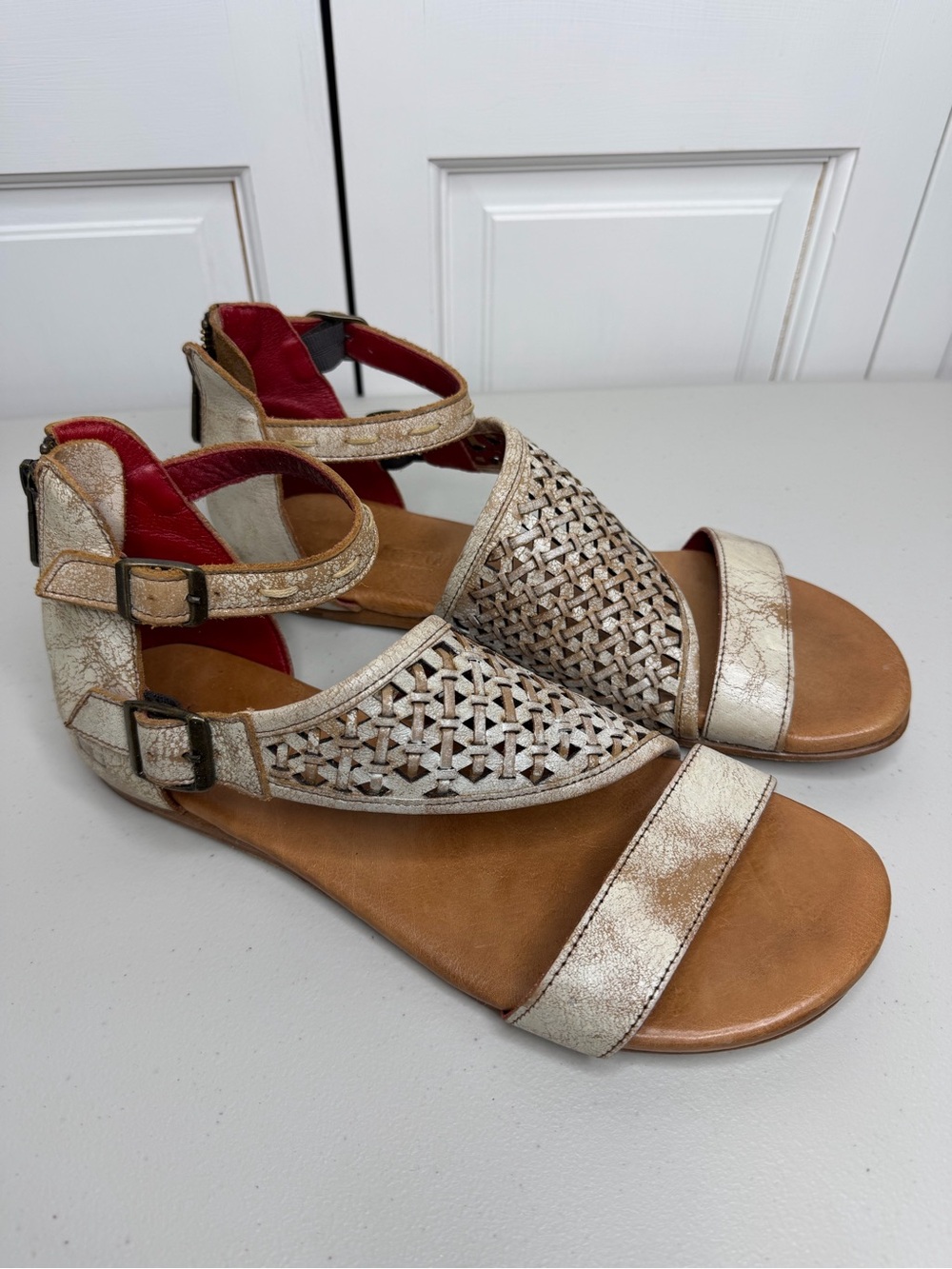 Bed Stu Women’s Metallic Woven Ankle-Strap Leather Sandals Size 10 Bellatrix ll
